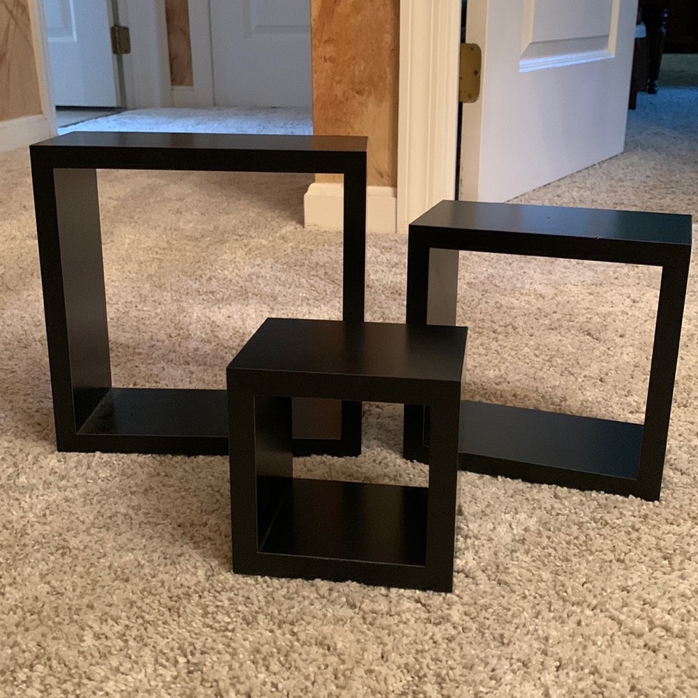 Display shelves